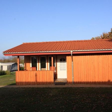 Behrensdorf Ferienhaus 4 Campingpark Waldesruh מראה חיצוני תמונה